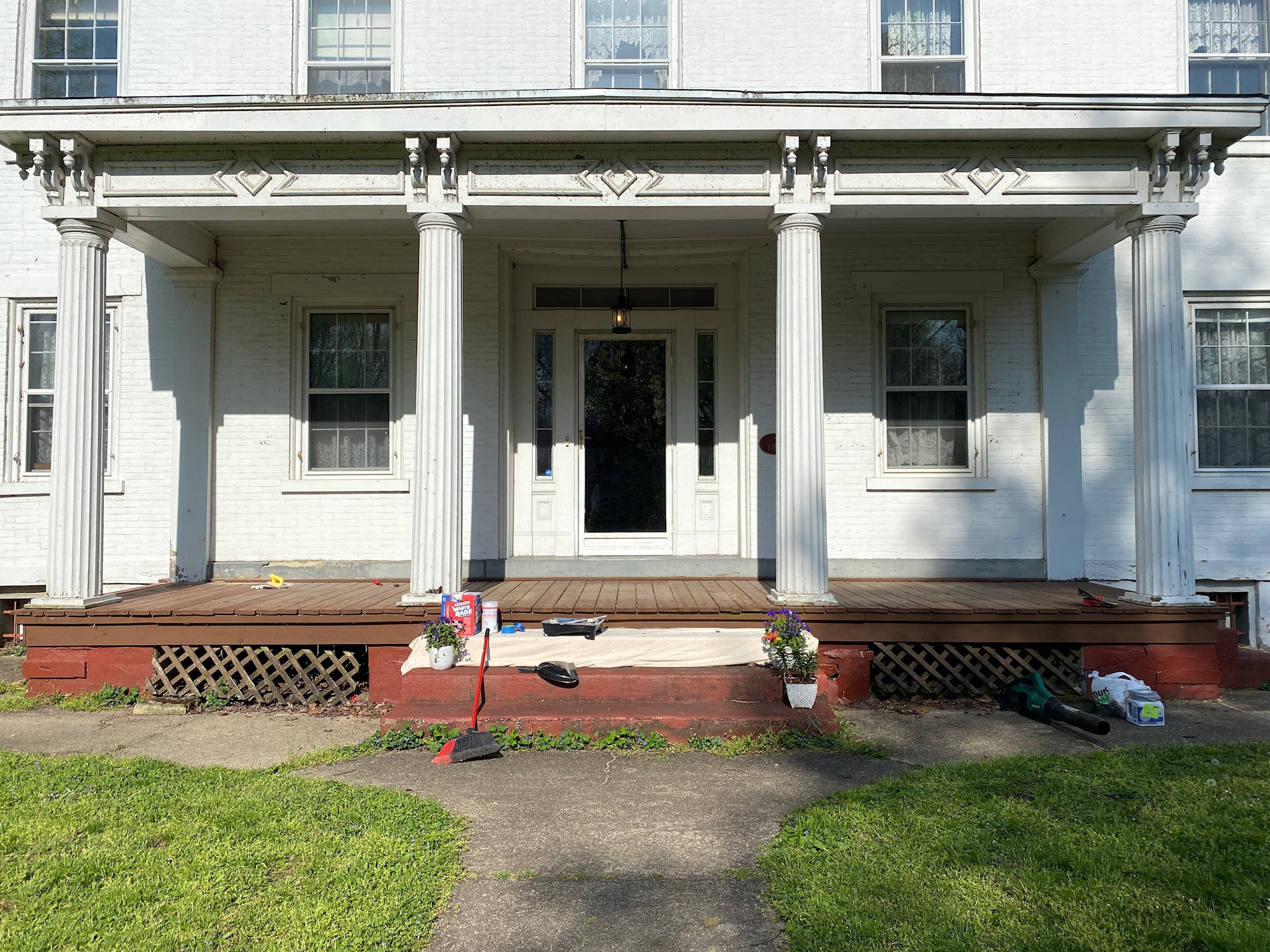 Front Porch 2022 Before