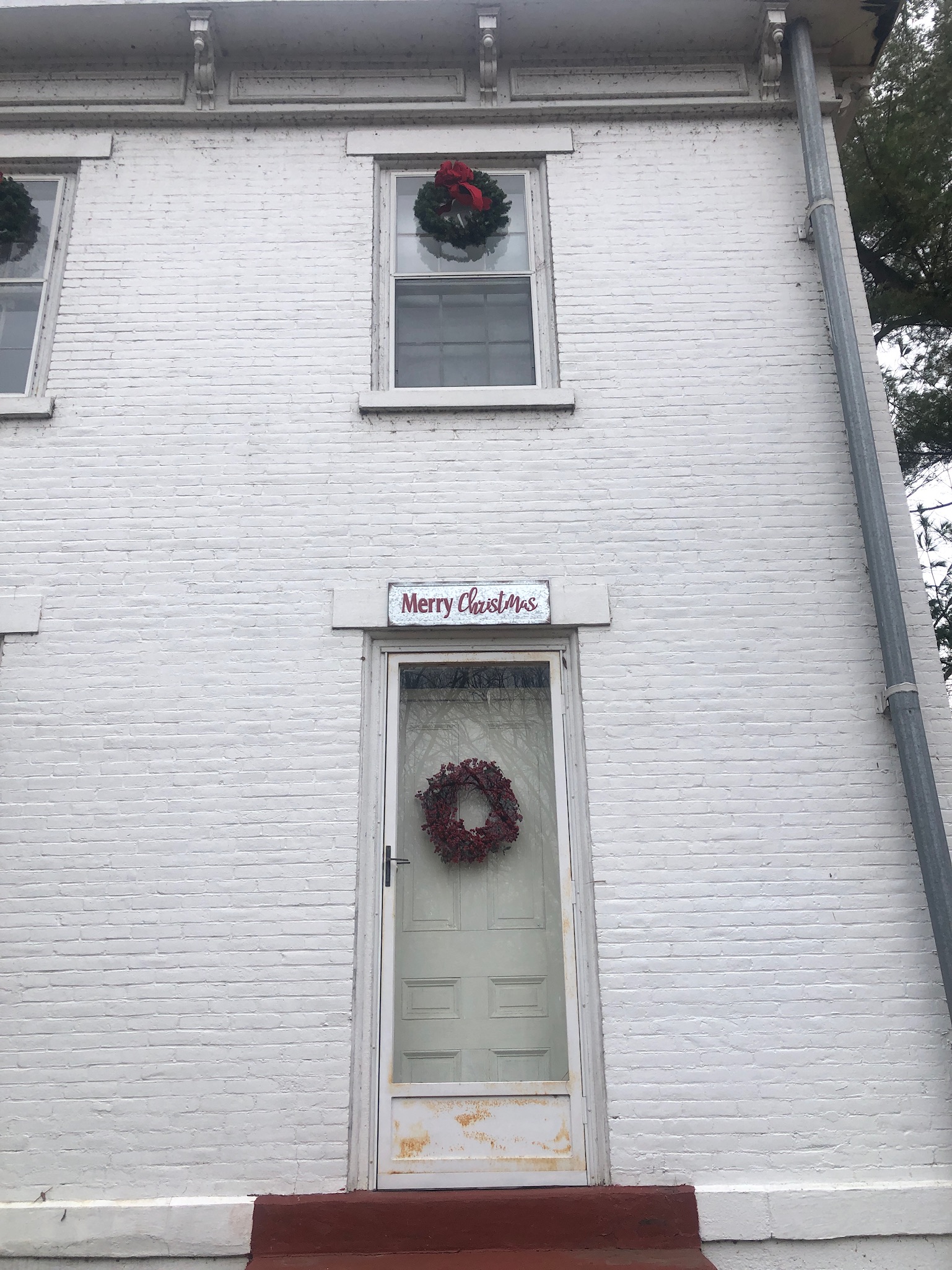 Mill Office Entrance - Christmas 2021